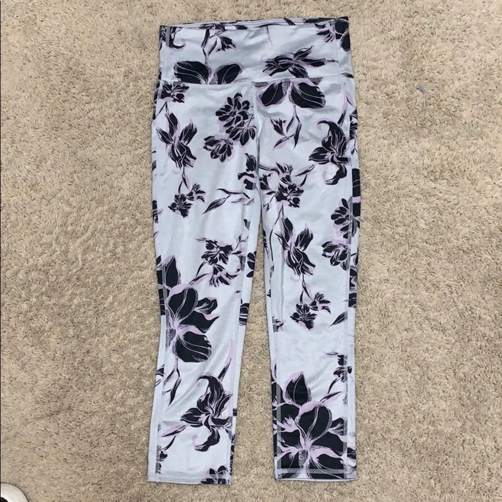 Athleta crop leggings